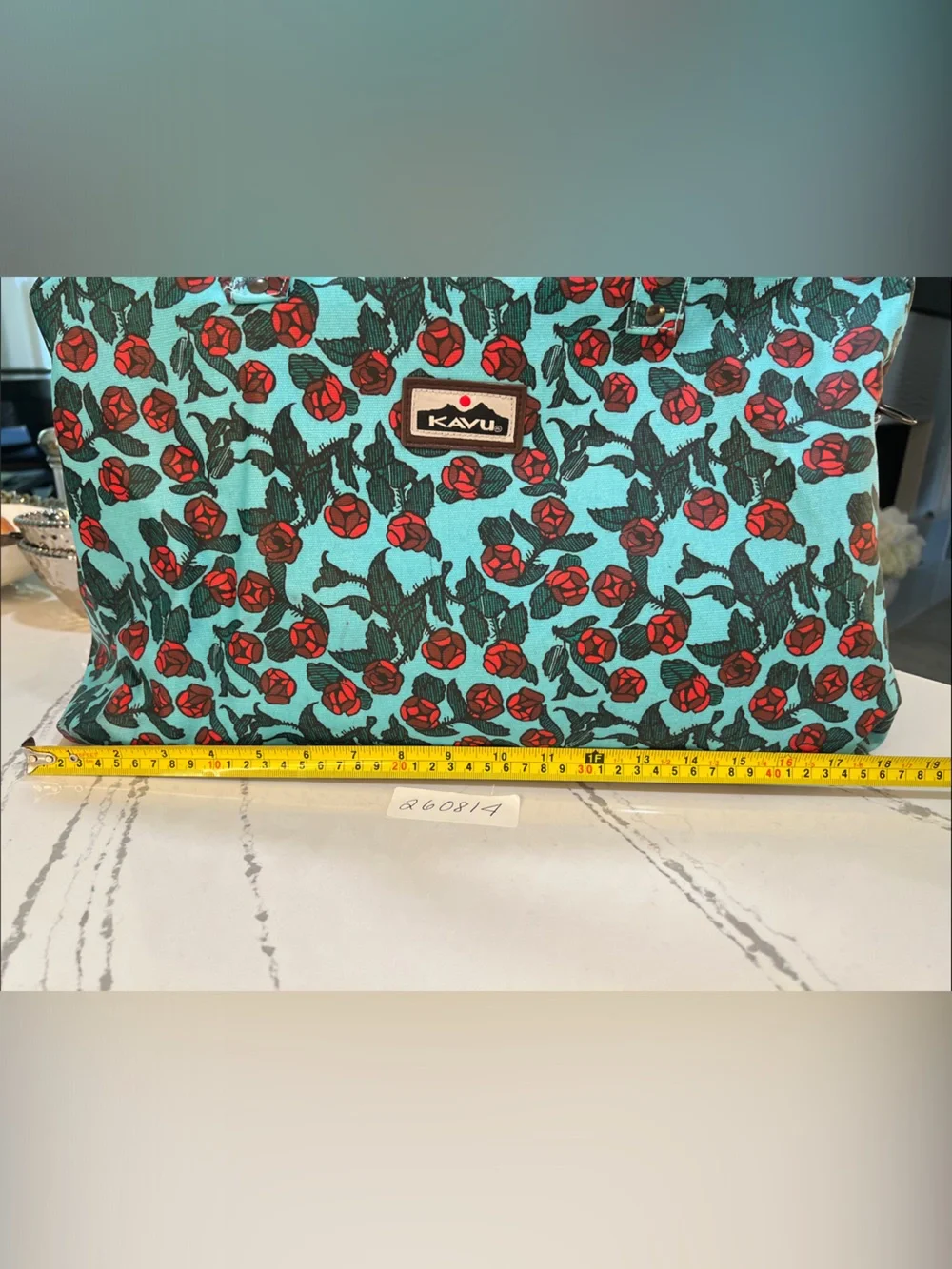 Kavu Getaway weekender bag Turquoise Red Rose-Print Tote